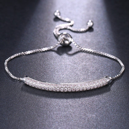 Damenarmband mit Zirkonia-Besatz ⎜ Funkelndes Design mit Zugverschluss für elegante Momente