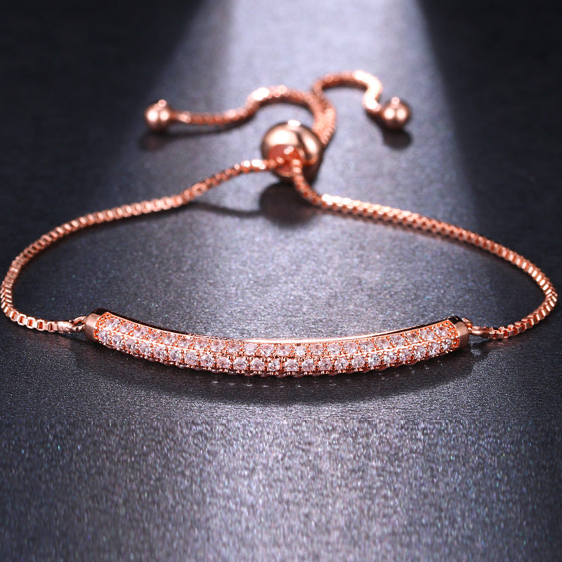 Damenarmband mit Zirkonia-Besatz ⎜ Funkelndes Design mit Zugverschluss für elegante Momente