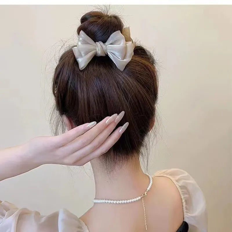 Haarspange mit Schleife für Damen ⎜ Eleganter Dutt-Clip für romantische Zopf- und Hochsteckfrisuren