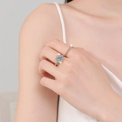 Klassischer Damenring ⎜ Schlichter vergoldeter Bandring für eleganten Look und täglichen Schmuckstil (18 Karat)