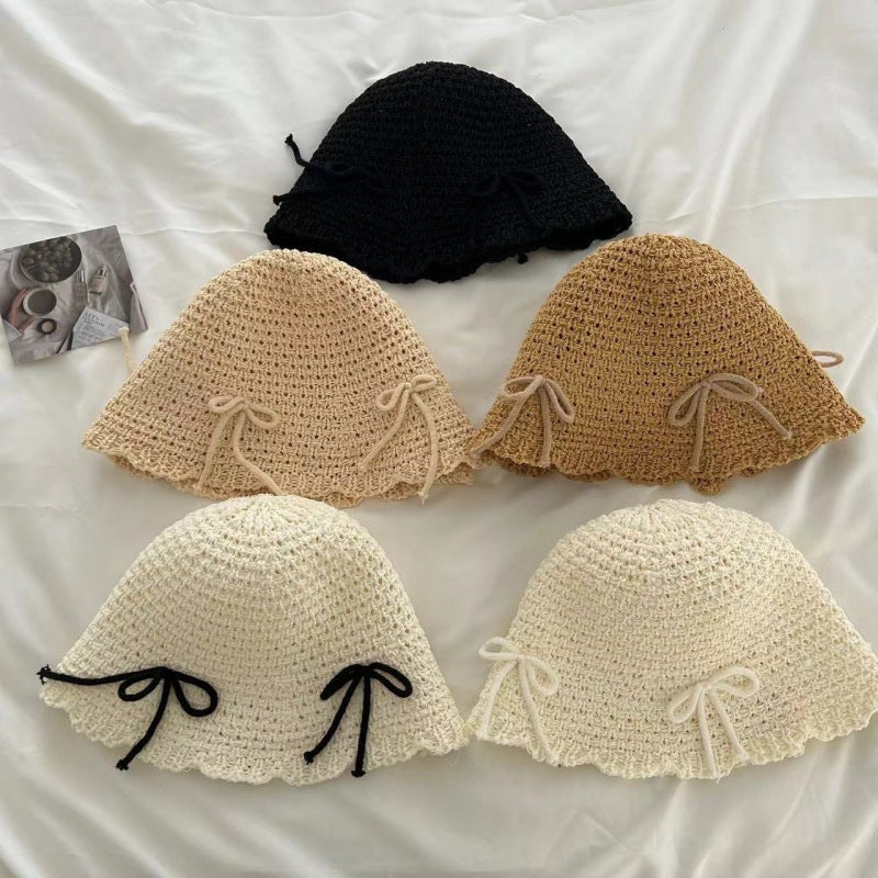 Sommerhut mit Schleifendetail für Damen ⎜ Gehäkeltes Modell für verspielte Freizeitlooks