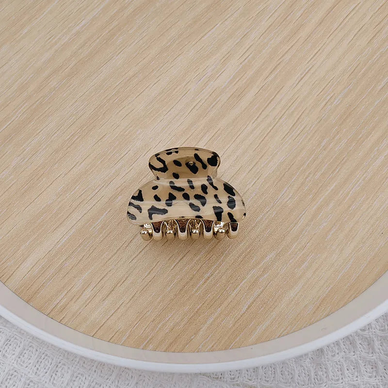 Mittlere Haarspange mit Leopardenmuster ⎜ Stabile Haarklammer für halboffene Frisuren und hohe Zöpfe