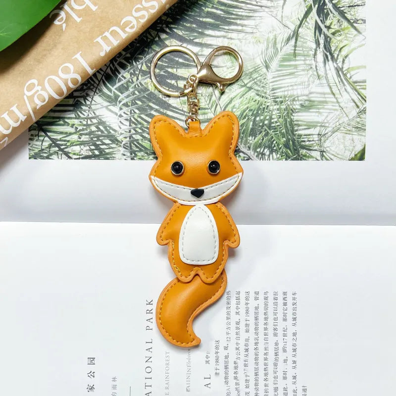 Fuchs Anhänger aus Kunstleder ⎜ Niedlicher Taschenanhänger mit Karabiner für den Rucksack
