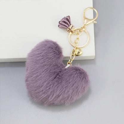 Flauschiger Herz Anhänger ⎜ Weicher Taschenanhänger mit Bommel und Quaste für Auto und Handtasche