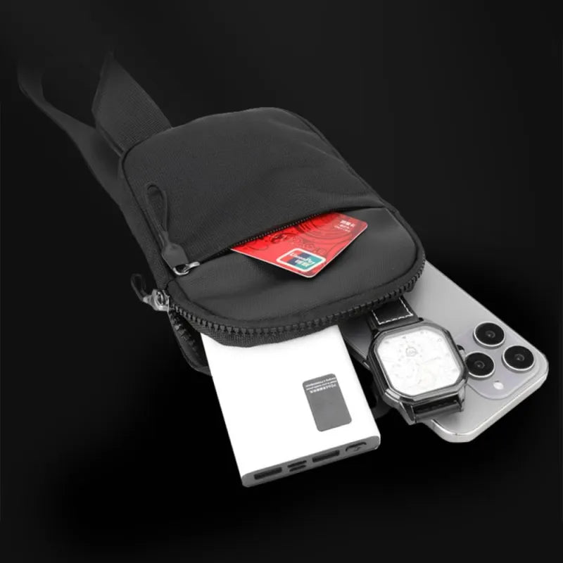 Leichte Herrentasche mit Trageriemen ⎜ Viel Stauraum für Freizeit, Ausflüge und Alltag