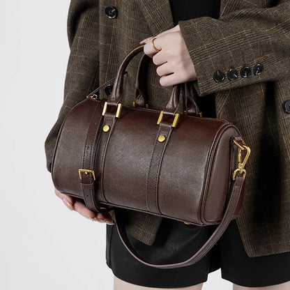 Retro Umhängetasche für Damen ⎜ Runde Handtasche in Lederoptik mit goldenen Details und stabilem Gurt