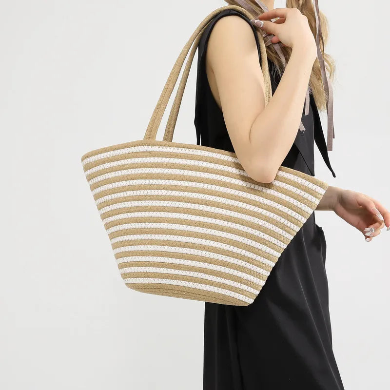Strohtasche mit Kontraststreifen ⎜ Geräumige Tragetasche für Frühling, Markt und Stadtbummel
