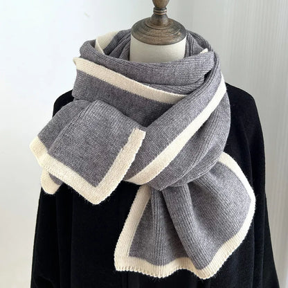 Farbakzent-Strickschal aus Wolle ⎜ Weiches Winteraccessoire für stilvolle Kälte-Looks