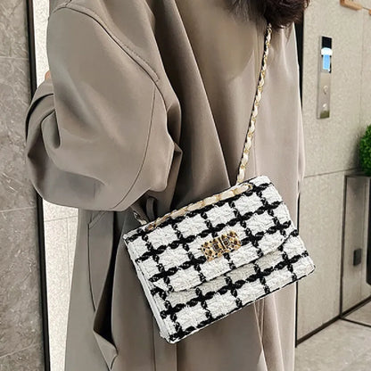 Umhängetasche mit Kette ⎜ Klassische Damen Schultertasche mit Drehverschluss für Business oder Events