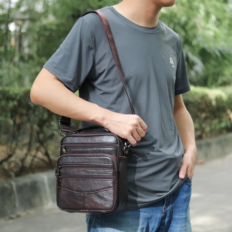 Herren-Schultertasche mit Muster ⎜ Stilvolles Karodesign für Alltag und modische Freizeitlooks