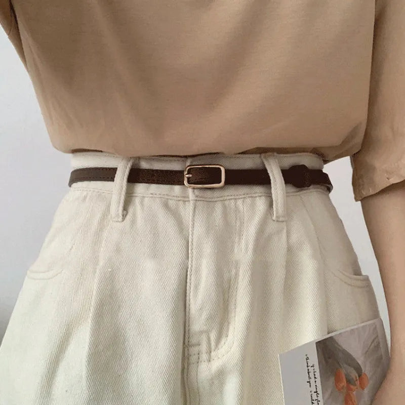 Minimalistischer Taillengürtel im Retro-Stil ⎜ Schmaler Gürtel für klassische Outfits mit modernem Touch