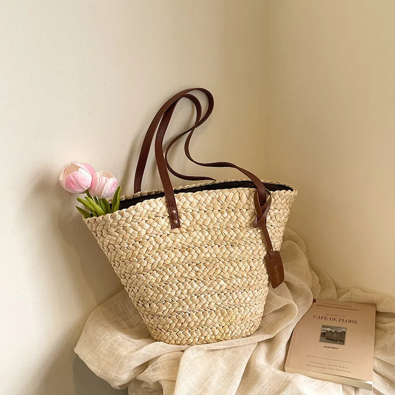 Geflochtene Korbtasche für Damen ⎜ Robuste Einkaufstasche im Naturstil mit viel Platz für Markt & Picknick