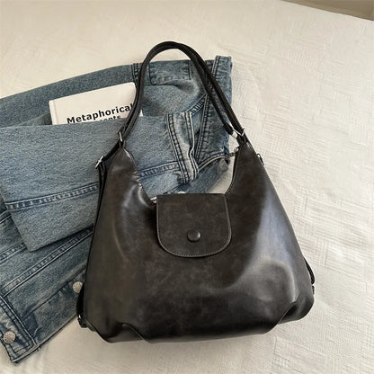 Große Umhängetasche für Damen ⎜ Weiche Ledertasche mit viel Stauraum und modernem City-Look