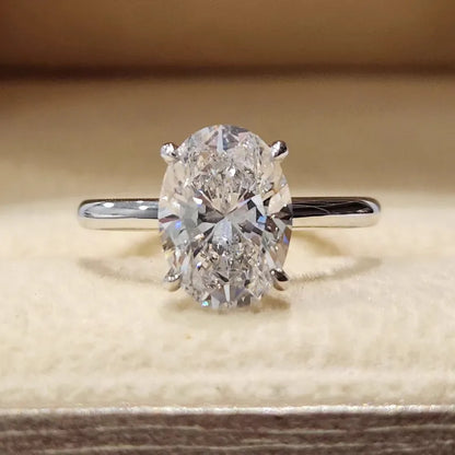 Damenring mit Zirkonia ⎜ Eleganter Fingerring in Ovalform für stilvolle Anlässe und luxuriösen Glanz