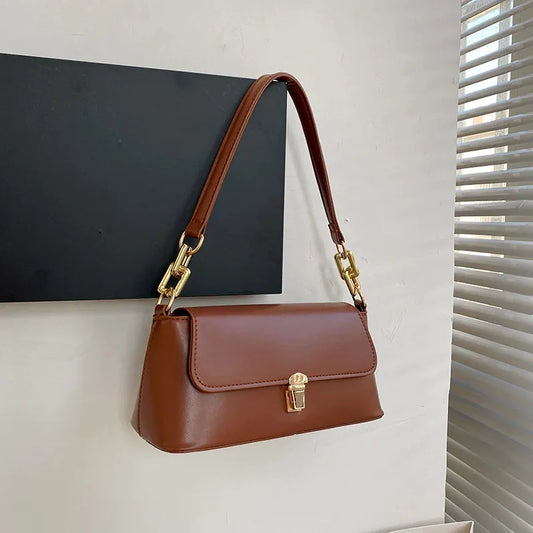 Elegante Unterarmtasche für Damen ⎜ Kompakte Schultertasche mit goldenen Details für Büro und Freizeit