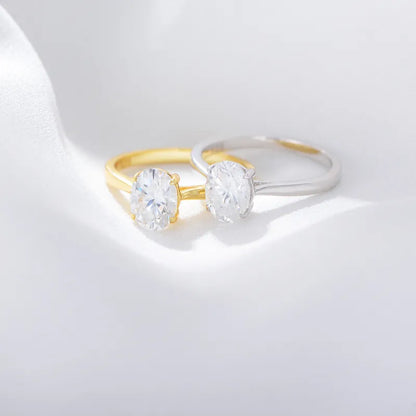 Ring für Damen in Goldoptik ⎜ Klassischer Solitärring mit Zirkonia für elegante Anlässe und Hochzeiten