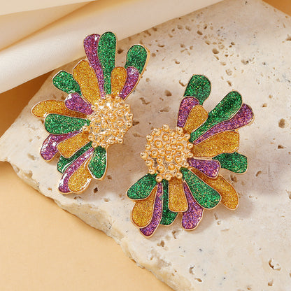Blumenstecker im Ethno-Look ⎜ Farbige Ohrringe mit kunstvollem Muster für ausdrucksstarke Styles