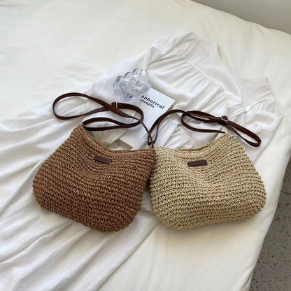 Strandtasche aus Stroh für Damen ⎜ Leichte Sommertasche mit Schulterriemen für Urlaub und Freizeit
