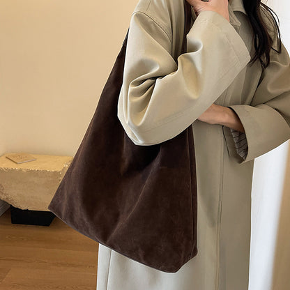 Vintage Schultertasche für Damen ⎜ Weiches Wildleder-Design mit edler Struktur und Komfort