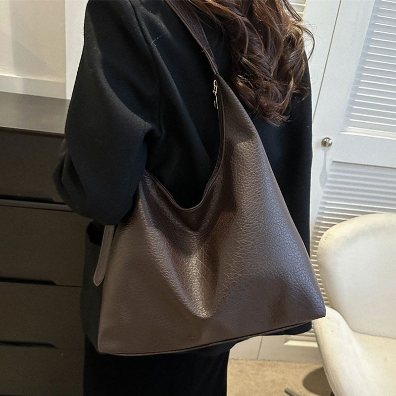 Retro Schultertasche für Damen ⎜ Stilvolle Tasche mit Nischentextur für Alltag & Events