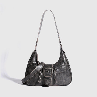 Retro Schultertasche für Damen ⎜ Robuste Umhängetasche in Biker-Optik mit dekorativer Schnalle