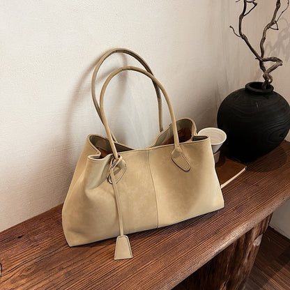 Tragetasche in Lederoptik ⎜ Weiche Henkeltasche mit Magnetverschluss für Job und Freizeit