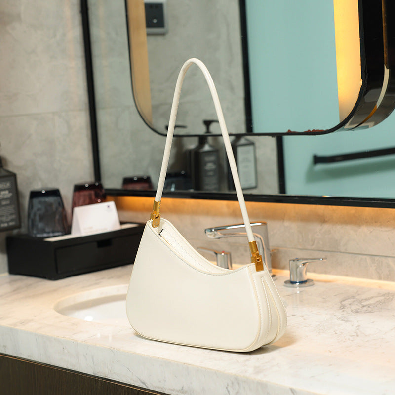 Klassische Schultertasche für Damen ⎜ Minimalistische Unterarmtasche mit edlen Metallakzenten
