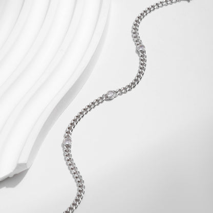 Damenarmband in Silberoptik ⎜ Klassisches Design mit Zirkonia für moderne und festliche Looks (925 Silber)