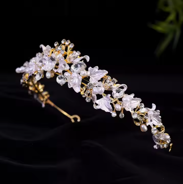 Perlenkrone für Damen ⎜ Eleganter Haarschmuck mit Kristallen für Hochzeit, Geburtstag und festliche Anlässe