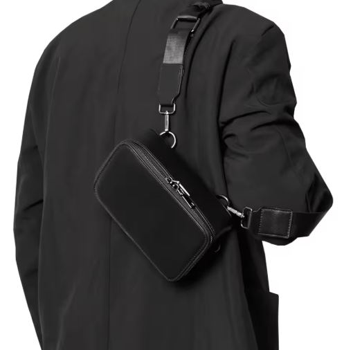 Geräumige Brusttasche für Männer ⎜ Praktische Umhängetasche für Studium, Stadt und Unterwegs