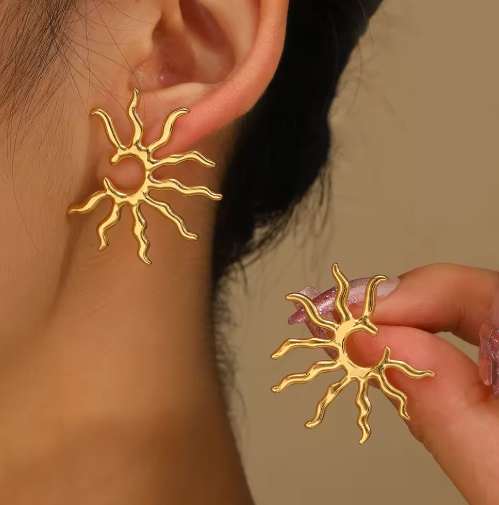 Sommerlicher Ohrring für Damen ⎜ Maritimes Design mit Sonnenmotiven für Urlaubsfeeling