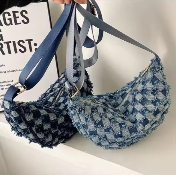 Denim Schultertasche für Damen ⎜ Stylische Henkeltasche mit Karomuster für Freizeit, Streetwear und Alltag