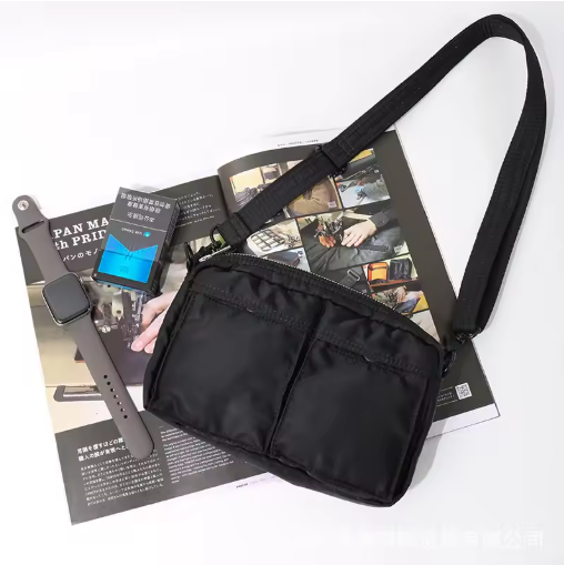 Geräumige Ledertasche für Herren ⎜ Schultertasche im klassischen Stil mit Reißverschluss und Tragegriff
