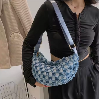 Denim Schultertasche für Damen ⎜ Stylische Henkeltasche mit Karomuster für Freizeit, Streetwear und Alltag