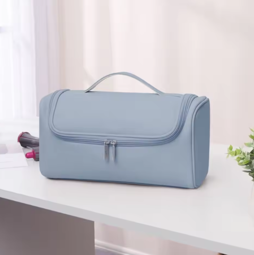 Reise-Kosmetiktasche mit wasserabweisendem Stoff ⎜ Handliches Modell mit Reißverschluss und Innenfächern