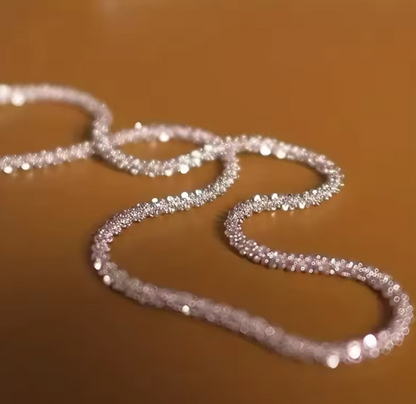 Glamouröse Kette für Damen ⎜ Funkelnder Halsschmuck für vielseitige Party- und Abendoutfits