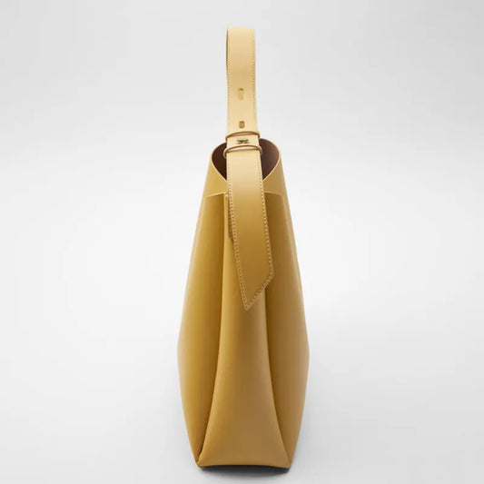 Damen Schultertasche in Gelb ⎜ Schlichte Tragetasche mit breitem Riemen und viel Platz für den Alltag