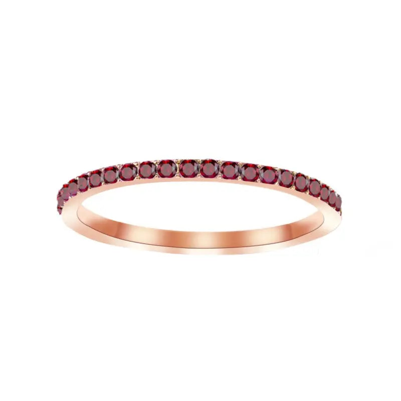 Schlichter Ring in Goldoptik ⎜ Schlichter Ring mit funkelnden Zirkonia für elegante Alltags- und Business-Looks