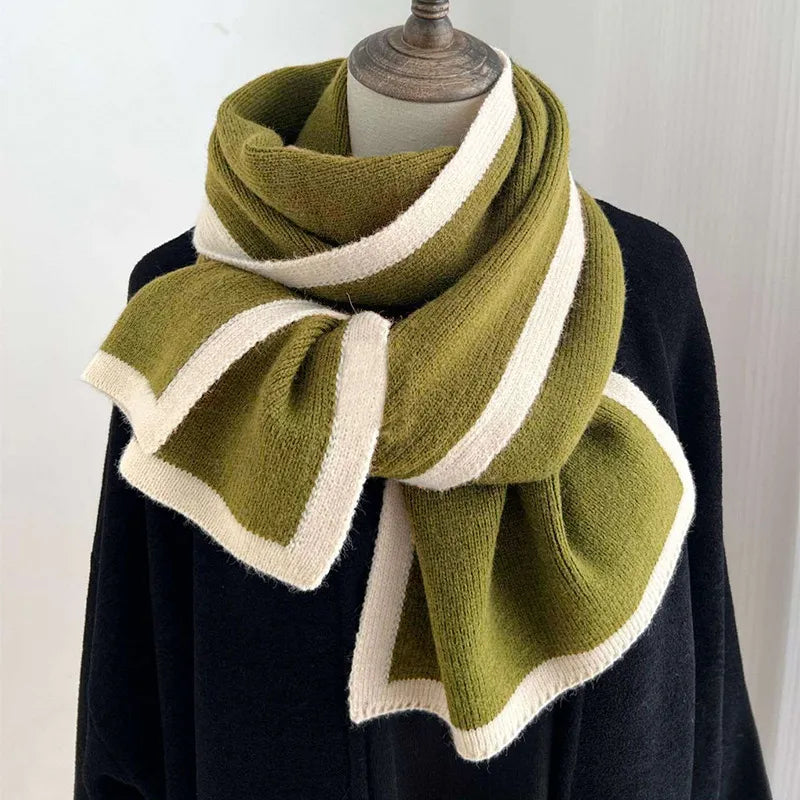 Farbakzent-Strickschal aus Wolle ⎜ Weiches Winteraccessoire für stilvolle Kälte-Looks