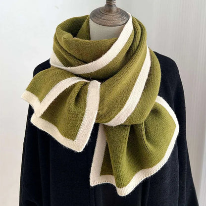 Farbakzent-Strickschal aus Wolle ⎜ Weiches Winteraccessoire für stilvolle Kälte-Looks