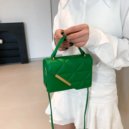 Elegante Schultertasche für Damen ⎜ Kompakte Umhängetasche mit Steppung für stilvolle Outfits
