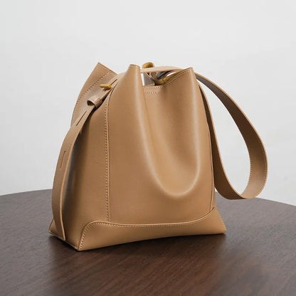 Große Schultertasche für Damen ⎜ Strukturierte Tasche in Lederoptik mit viel Platz für Alltag und Büro