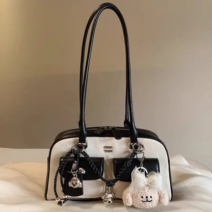 Verspielte Tragetasche für Damen ⎜ Modische Handtasche im Kuscheltier-Stil mit kreativen Details