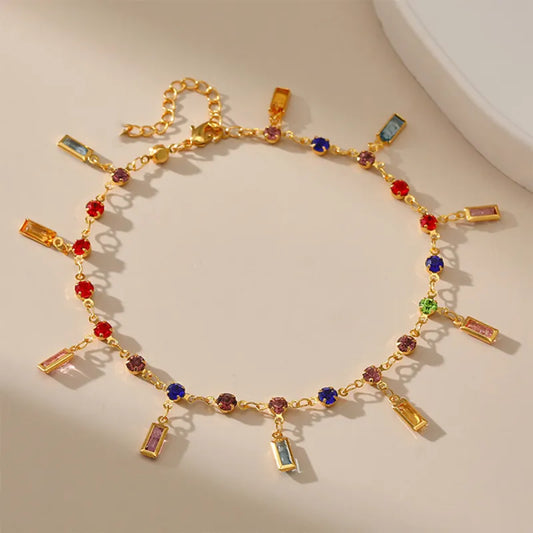 Sommerliches Armband für Damen ⎜ Bunte und vergoldete Anhänger für sonnige Outfits und Urlaubsfeeling
