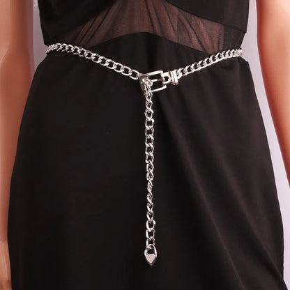 Goldene Taillenkette für Damen ⎜ Modisches Kettendetail für Partykleider und elegante Outfits