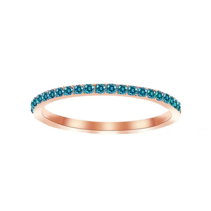 Schlichter Ring in Goldoptik ⎜ Schlichter Ring mit funkelnden Zirkonia für elegante Alltags- und Business-Looks