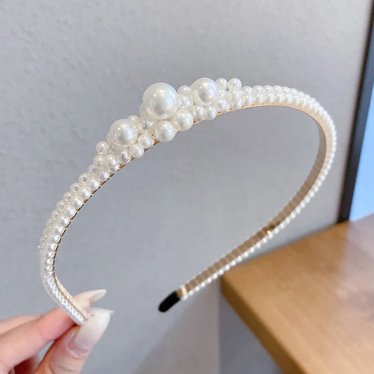 Perlen Haarreif für Damen ⎜ Schlanker Kopfschmuck mit elegantem Design für festliche und alltägliche Anlässe