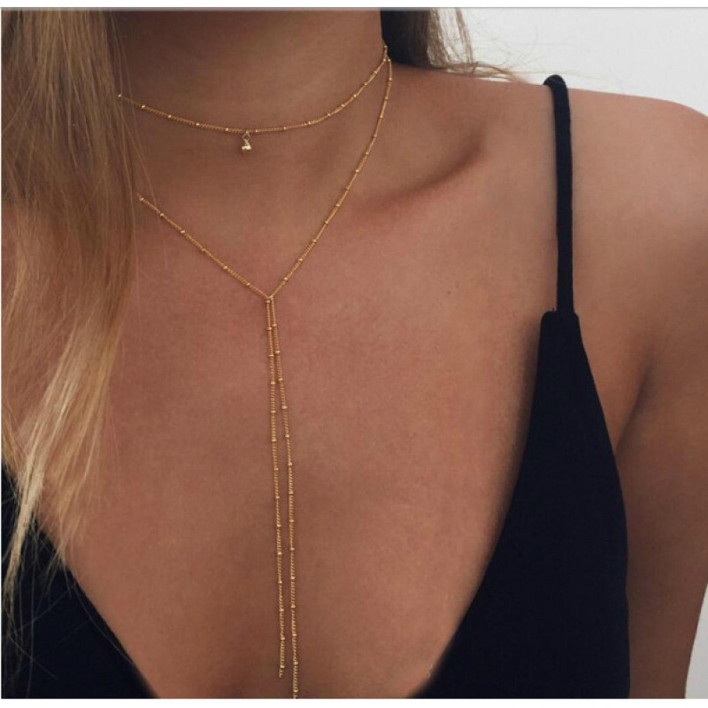 Zarte Damenhalskette in Goldoptik ⎜ Retro Design mit langer Kette für elegante Abende